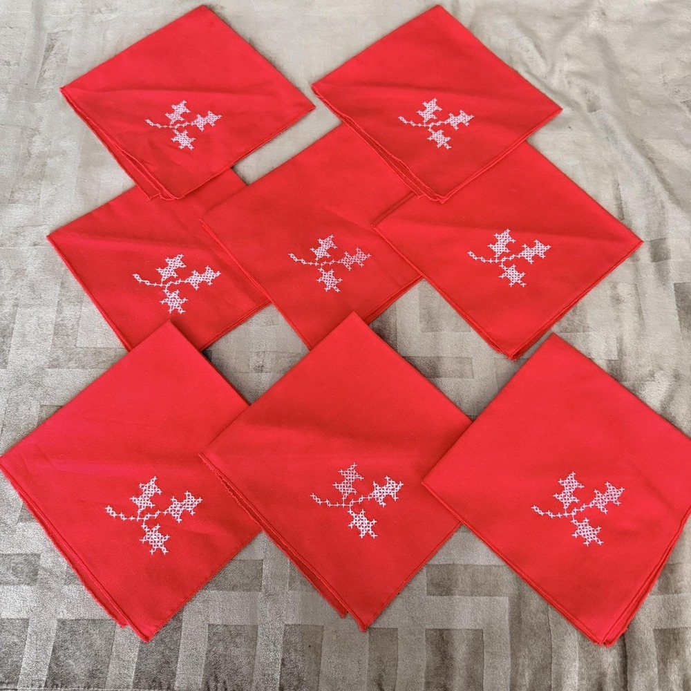 Red Embroidered Floral Cloth Napkins Set Of 8 Cotton Blend Christmas Table Decor